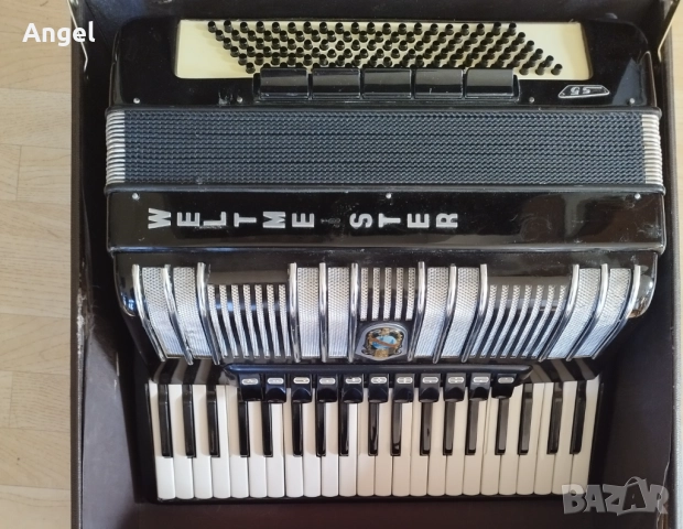Акордеон Weltmeister S4, снимка 5 - Акордеони - 52790270