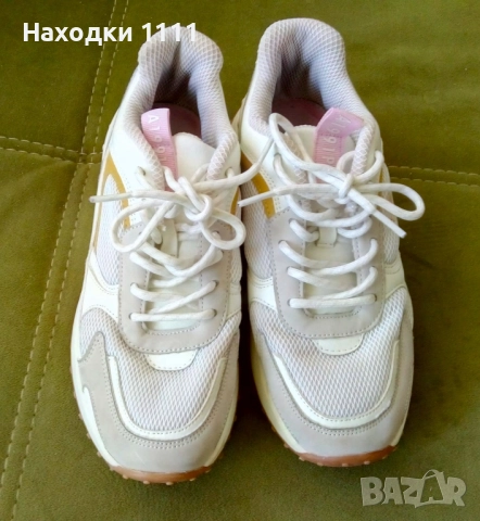 Готини сникърси маратонки Bershka Бершка, номер 37, перфектни, снимка 5 - Маратонки - 52203315