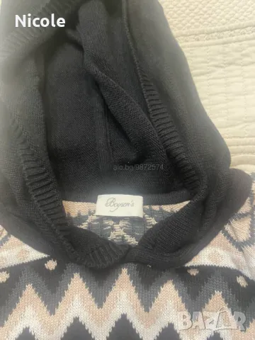 Рокля от нежно машинно плетиво с качулка, снимка 3 - Рокли - 47988599