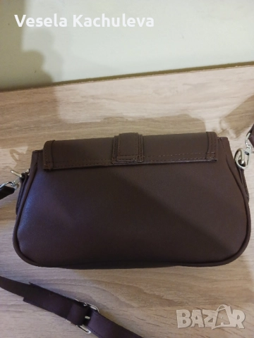 Продавам нова, луксозна, шоколадово кафява чанта , снимка 2 - Чанти - 51926876