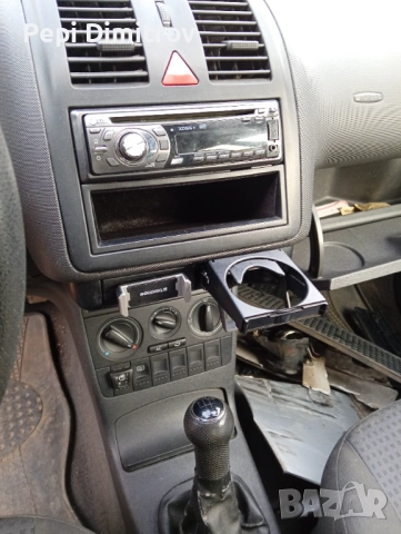 Vw polo 6n2 2001 година 1.4 16 V 75коня на части , снимка 6 - Автомобили и джипове - 53143059