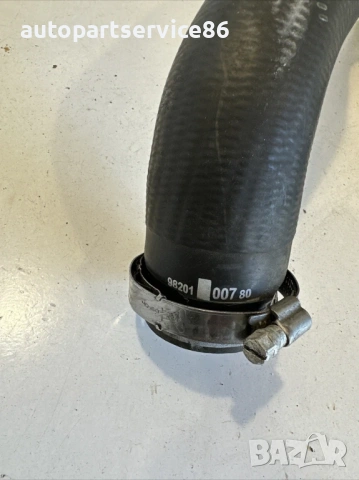 Маркуч тръба за интеркулер за Peugeot 3008 1.2T 65000 км (2022) 9820100780, снимка 2 - Части - 53592561