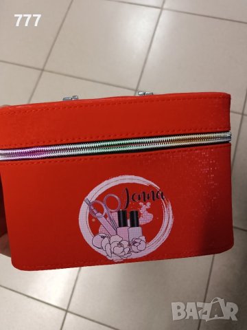 чанти за козметика , снимка 4 - Чанти - 43845416