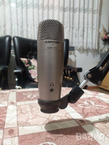 USB студиен микрофон Samson + стойка, снимка 2 - Микрофони - 43732402