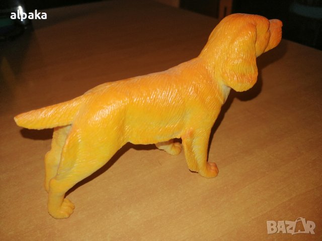Продавам статуетка пластика на куче, снимка 4 - Статуетки - 43855431