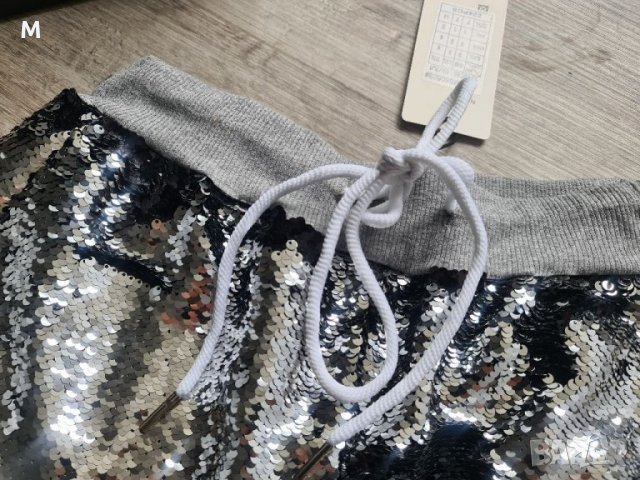 Нова колекция къси дамски панталонки с обръщащи се пайети на намаление , снимка 5 - Къси панталони и бермуди - 37767260