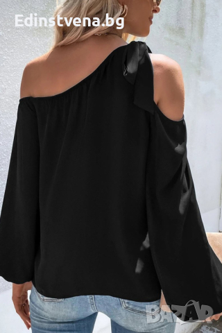 Дамска блуза в черен цвят с дълъг ръкав и ефектно завръзване при рамото, снимка 2 - Блузи с дълъг ръкав и пуловери - 44843732