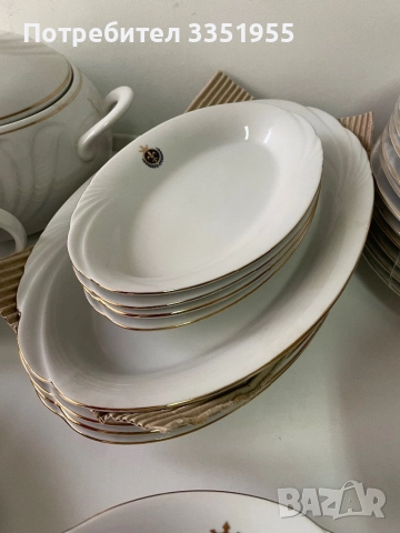 Сервиз за хранене костен порцелан, снимка 6 - Сервизи - 52849561