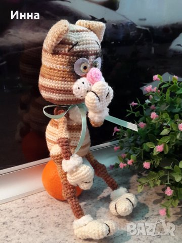 Котенце Мурзилка, Плетена играчка, Ръчно изработена, Перфектен подарък, снимка 11 - Плюшени играчки - 39335358