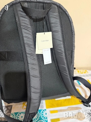 Дамска раница CK, снимка 2 - Раници - 53573470