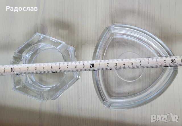 Продавам 2 хубави пепелника масивно стъкло , снимка 2 - Други - 37784791