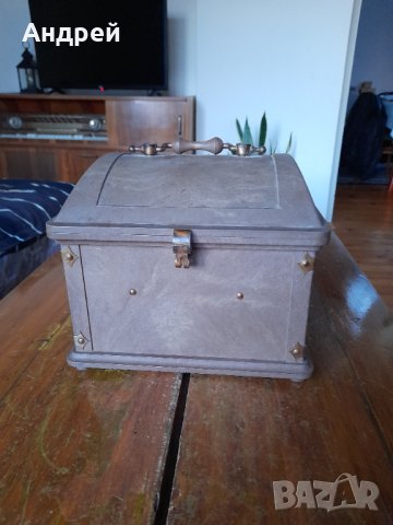Стара музикална кутия,сандъче Скринька, снимка 1 - Други ценни предмети - 43413752