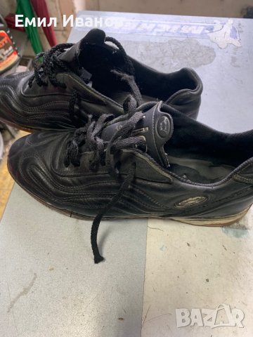 маратонки за зала, снимка 2 - Спортни обувки - 43485364