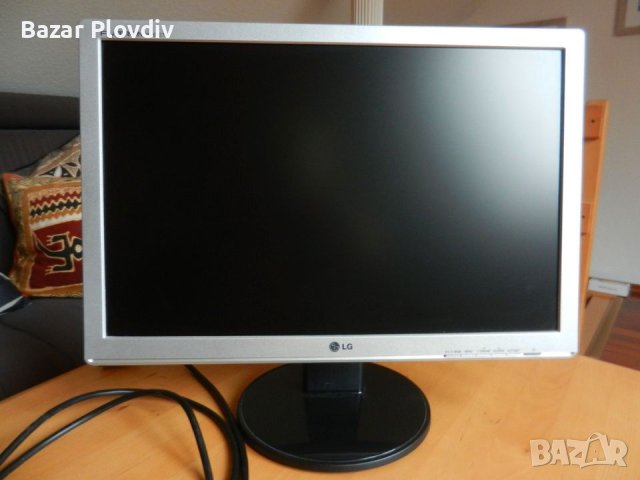 монитор за компютър LG Flatron W2042T DVI DSUB, снимка 2 - Монитори - 43105780