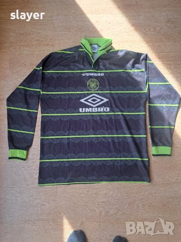 Оригинална фланелка Umbro Celtic, снимка 1 - Спортни дрехи, екипи - 43910845