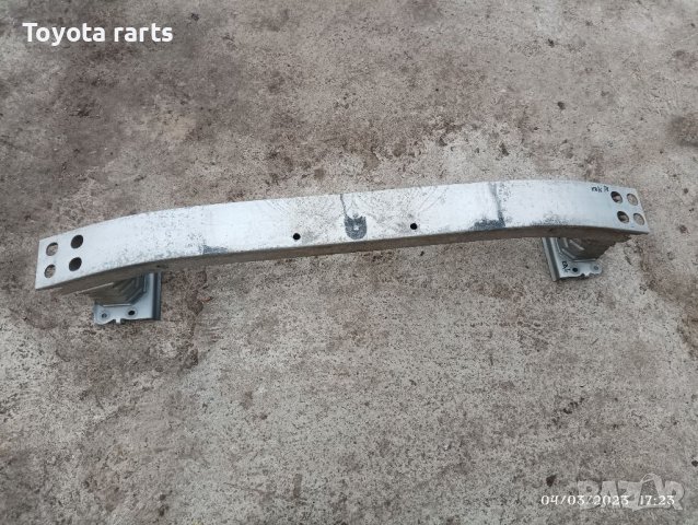 Предна греда за Авенсис т25 