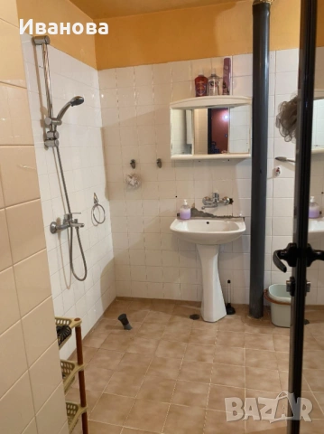 Продавам тристаен апартамент - Автогара, снимка 7 - Апартаменти - 53597479