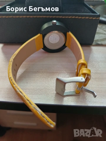 Часовник кварцов , снимка 4 - Луксозни - 51211679