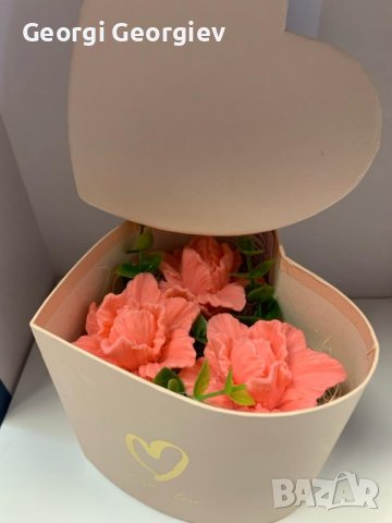 цветя от ароматен глицеринов сапун и Българска роза , снимка 6 - Картини - 43389734