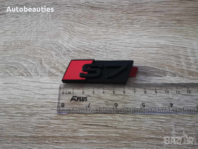 Предна решетка черна емблема Audi Ауди S7, снимка 2 - Аксесоари и консумативи - 44880595