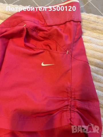 Фитнес поличка Nike, снимка 4 - Спортни екипи - 43263116