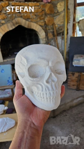 череп от бетон за рисуване 