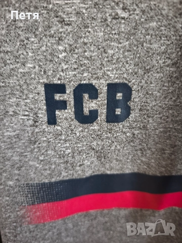 FC Barcelona, c качулка, снимка 3 - Фен артикули - 52682853