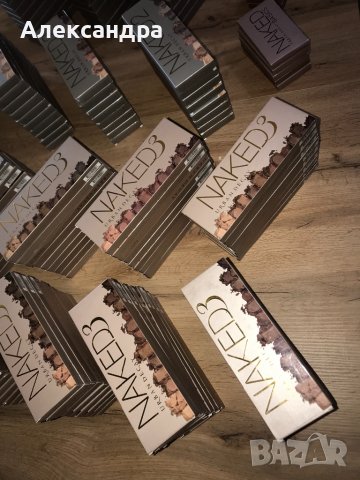 Оригинални палитри със сенки Urban Decay , снимка 1 - Козметика за лице - 38502387