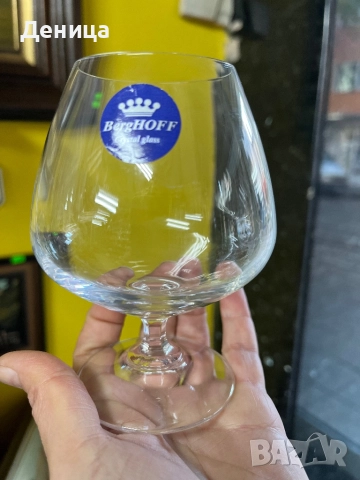 Сервиз за коняк Кристално стъкло  Вместимост-350мл Формата ма чашата е създадена да пасва идеално в , снимка 3 - Чаши - 52556489