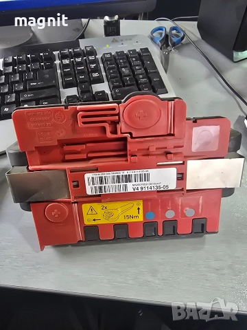 10688710 Бушонна кутия захранване BMW X5 X6 E70 6114-9114135-05