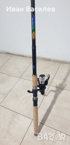 НОВИ!Две Карбонови въдици 3м и 3.6м комплект с макари., снимка 3 - Въдици - 30373514
