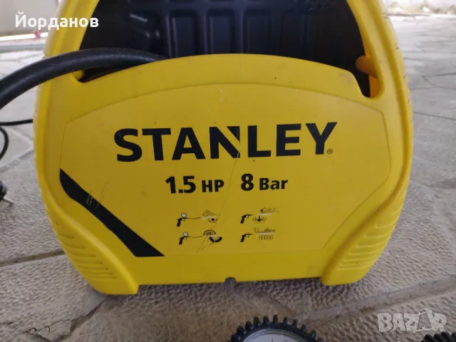 компресор за въздух Stanley, снимка 3 - Аксесоари и консумативи - 47826617