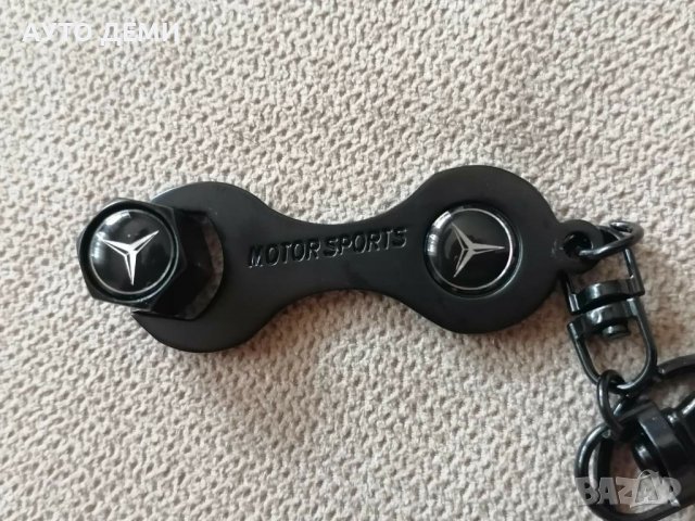 Черни метални капачки за вентили Motorsports с ключодържател с емблеми на Мерцедес бенц кола джип, снимка 5 - Аксесоари и консумативи - 37227998