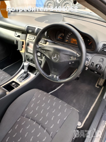 Mercedes-Benz C 200 kompresor, снимка 12 - Автомобили и джипове - 53496959