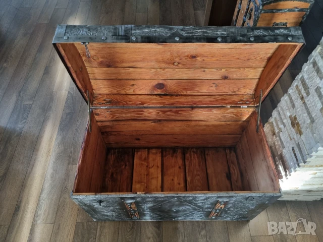 Стар дървен сандък/ракла/скрин, снимка 5 - Антикварни и старинни предмети - 49036862