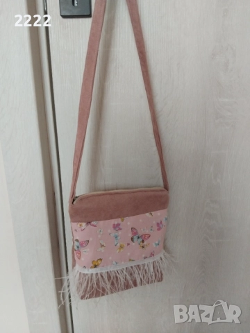 Чанта с пера, снимка 4 - Чанти - 51580013