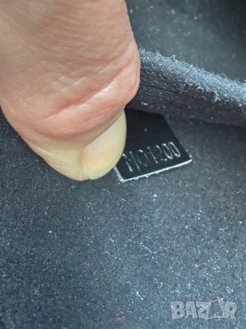 Louis Vuitton Black Epi Leather Twist MM Bag-оригинална, снимка 11 - Чанти - 52903986