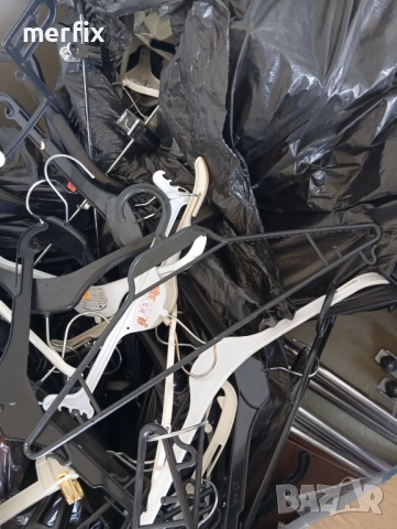 Закачалки като нови, снимка 5 - Закачалки - 51836307