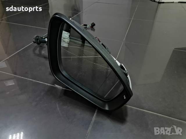 Ново Оригинално Дясно Огледало Audi Q4 E Tron 89C857502J 15+6 pin, снимка 8 - Части - 44855638