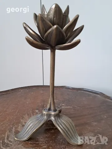 Бронзов свещник цвете  19/1, снимка 2 - Антикварни и старинни предмети - 49036679
