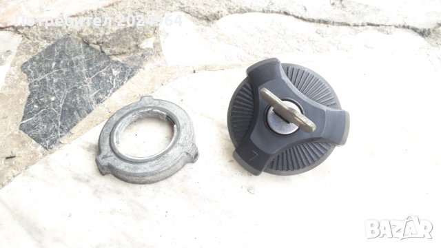 Тапа със заклучващ ключ за Piaggio Ciao,Si, снимка 2 - Части - 37861858