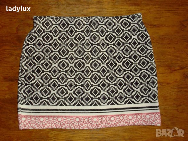 Zara Trafaluc, Пола, размер S (26). Код 929, снимка 3 - Поли - 27887015