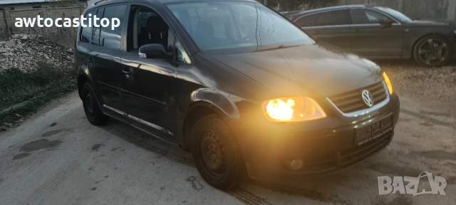 Фолксваген тоуран 1.9 тди , снимка 5 - Автомобили и джипове - 52079741