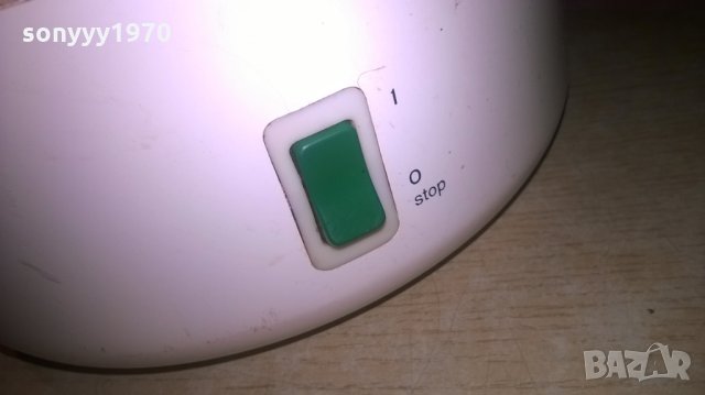 BRAUN WEST GERMANY-СОКОИЗТИСКВАЧКА-ВНОС ХОЛАНДИЯ, снимка 12 - Сокоизстисквачки и цитрус преси - 27666424