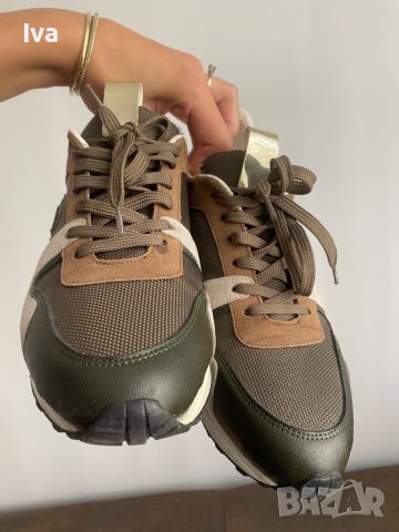 Дамски обувки Louis Vuitton run away sneaker - LV  38размер естествена кожа, снимка 5 - Дамски ежедневни обувки - 38364164