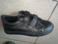 Чврни обувки за момчета и момичета от еко кожа, снимка 1 - Детски обувки - 33105463