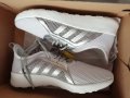 Нови дамски маратонки Adidas , снимка 1 - Маратонки - 28446305