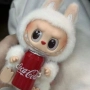 Колекционерска фигура Labubu x Coca-Cola Зимна серия, снимка 4