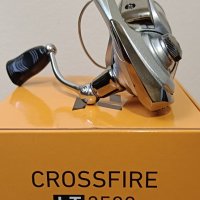 Риболовна макара Daiwa Crossfire 2500, снимка 7 - Макари - 44002623