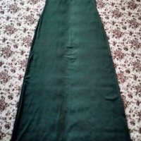 Официална дълга тъмнозелена рокля с кръстосани презрамки на гърба, снимка 1 - Рокли - 43451407